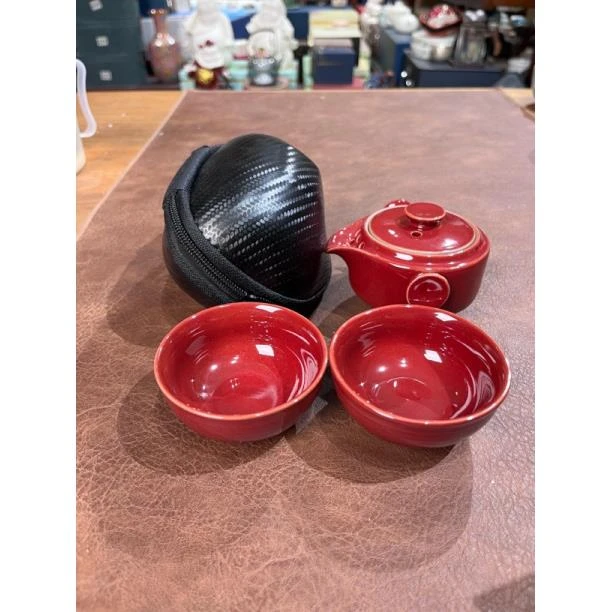 535宫墙红一壶二杯旅行茶具