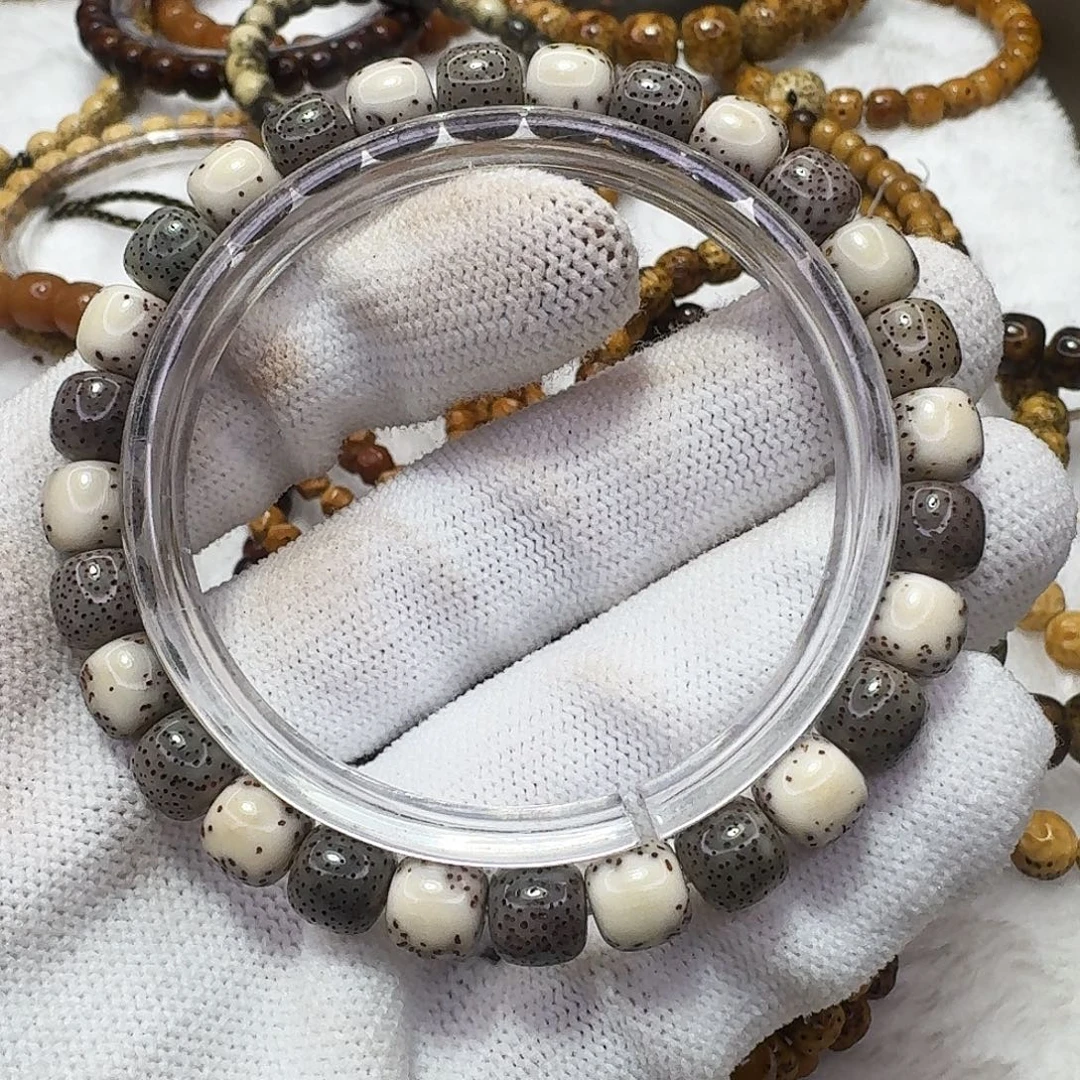 星月菩提吊坠87绿背河豚