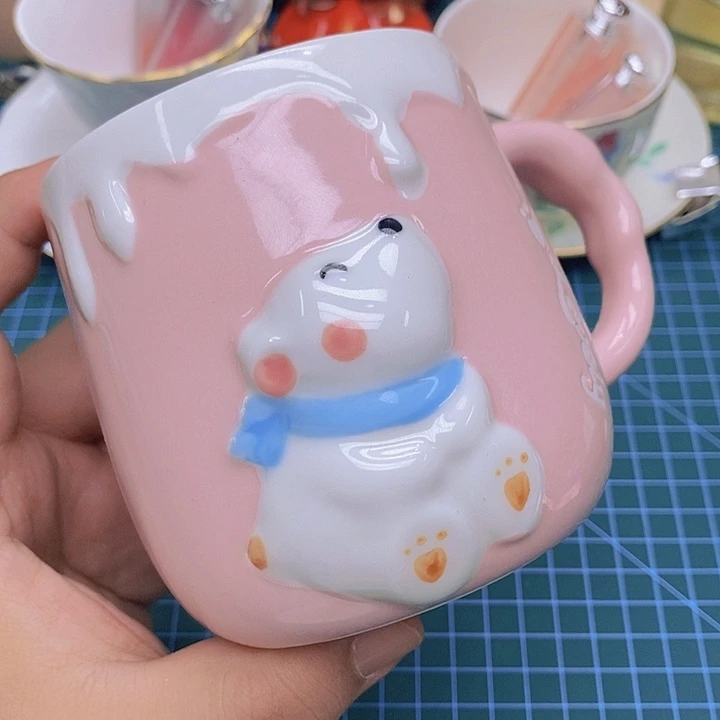 聆***^瓷片哈哈哈哈哈哈哈