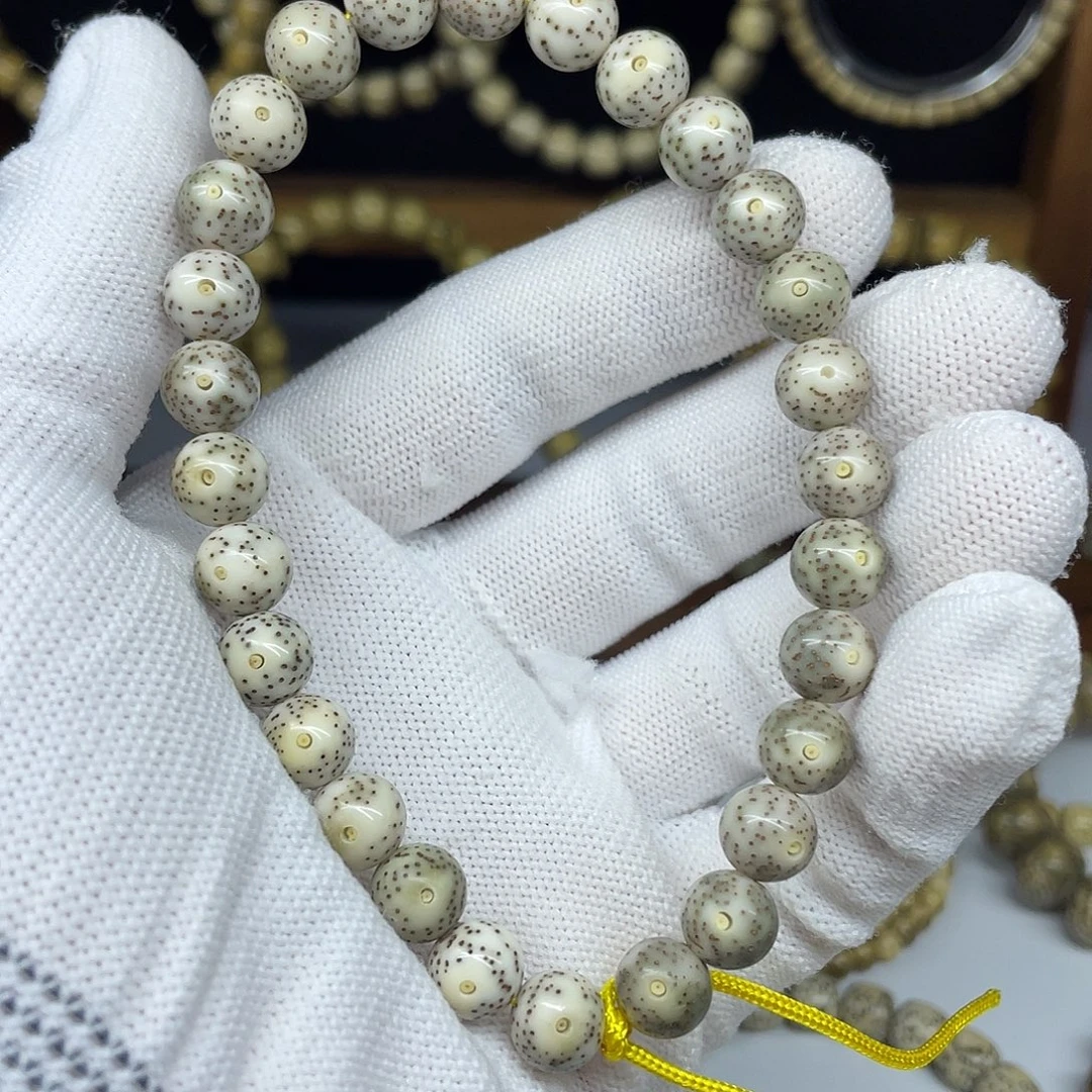 手串星月菩提9圆珠，小双留白