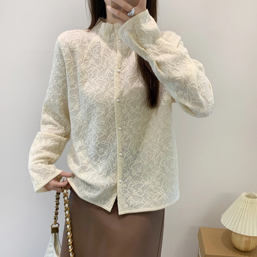 【XIAOHUIHUI】重工提花木耳领针织蕾丝上衣