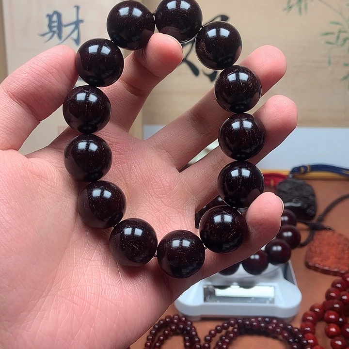 朱***付檀香紫檀（小叶紫檀）