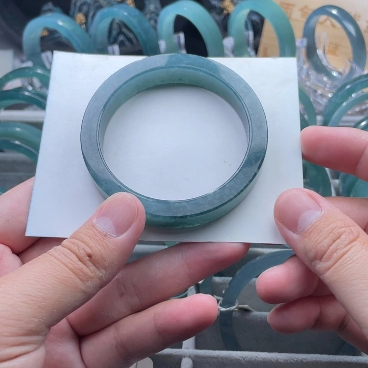 定制翡翠手镯未镶嵌