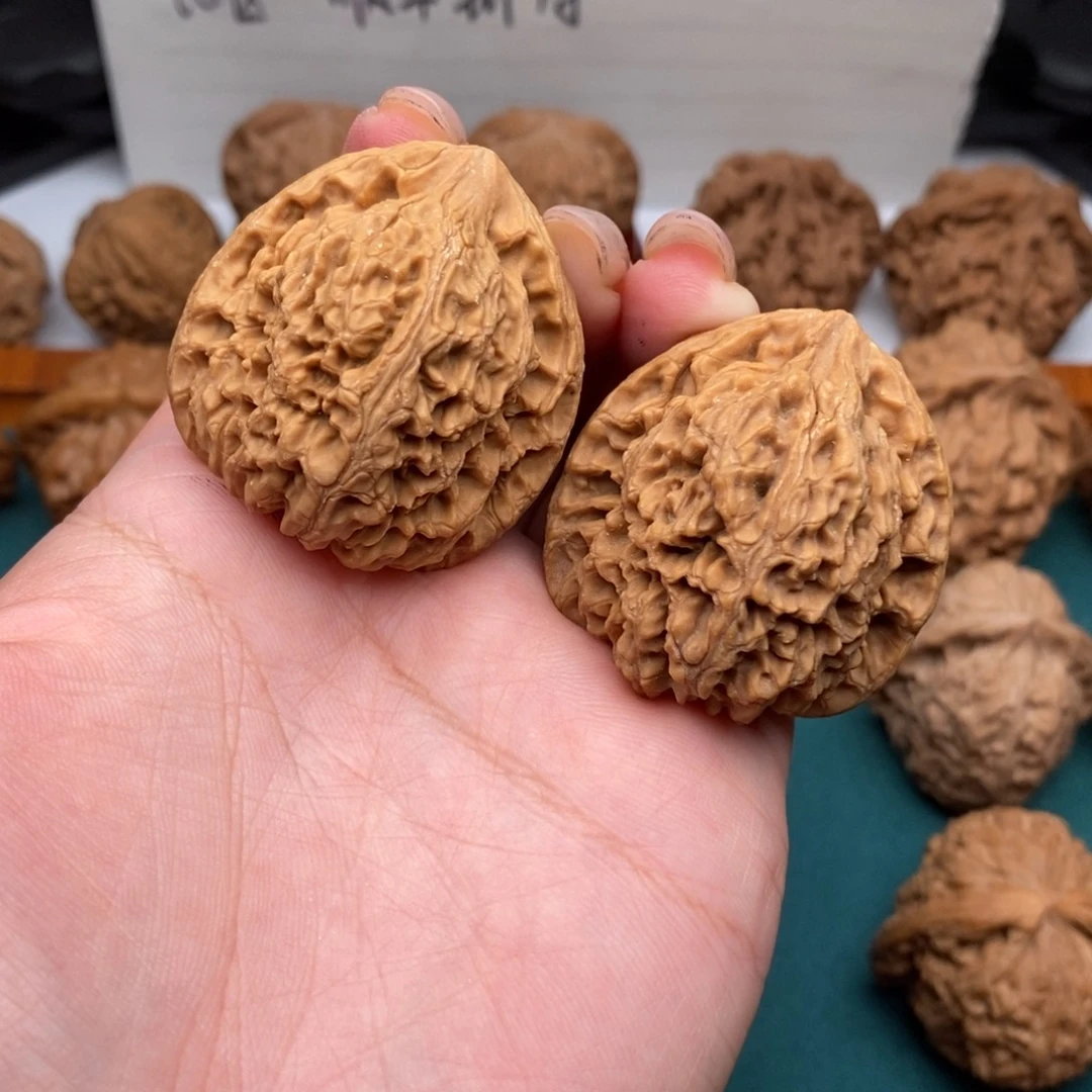 把件文玩核桃?****哥38三角疆