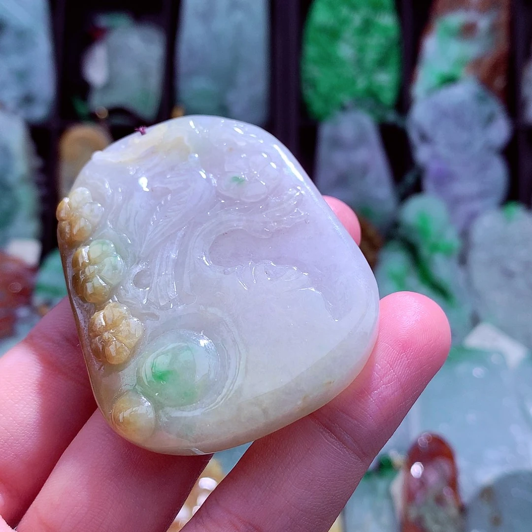 颈饰未镶嵌翡翠天然