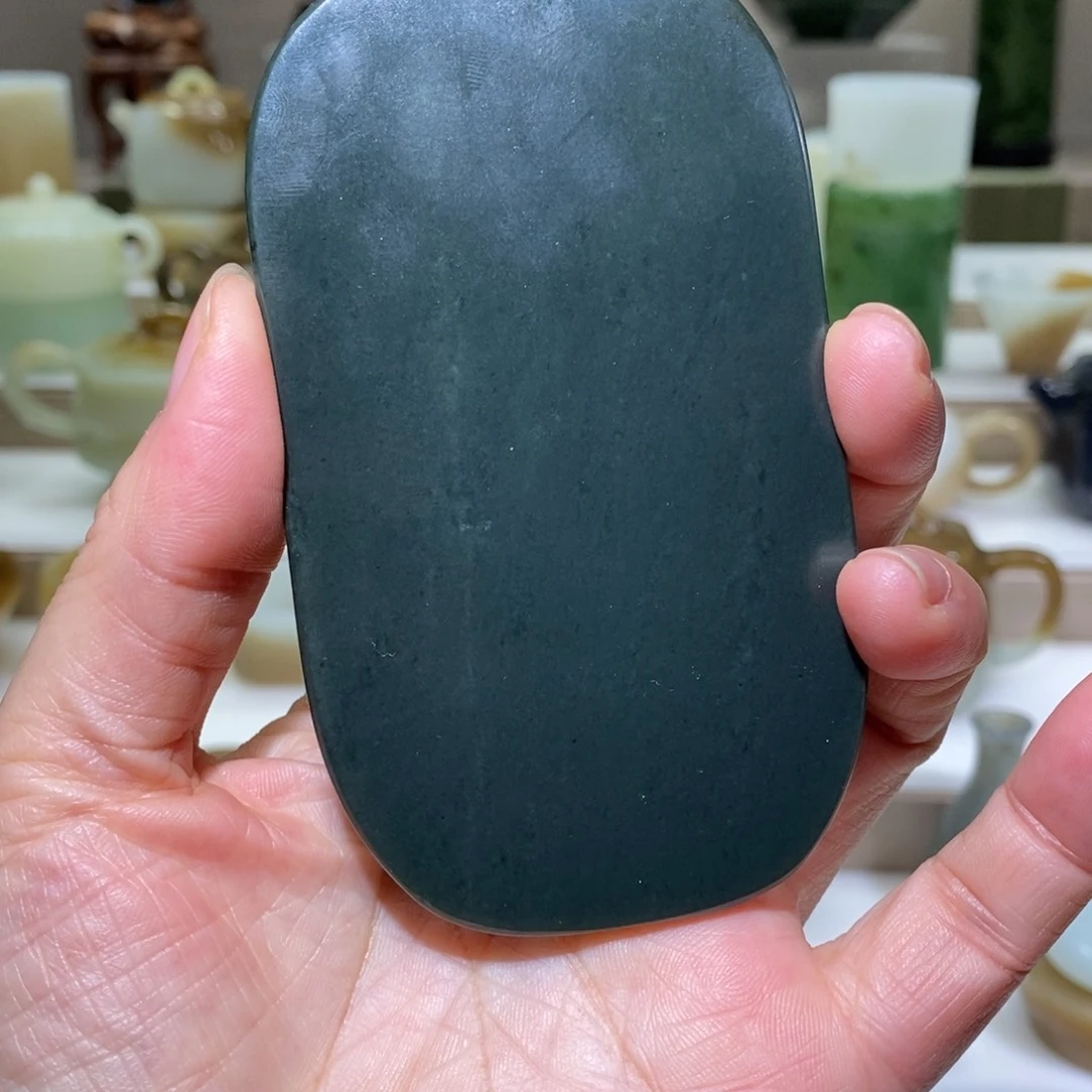 和田玉把件未镶嵌青玉杯垫