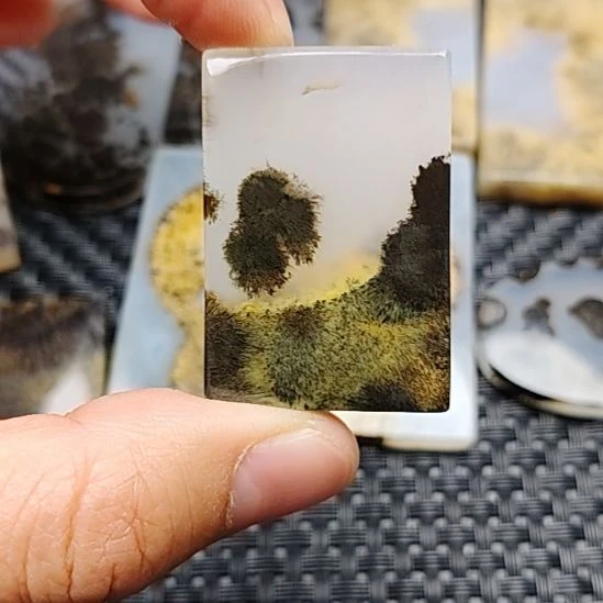 雲***開玛瑙/玉髓未镶嵌颈饰