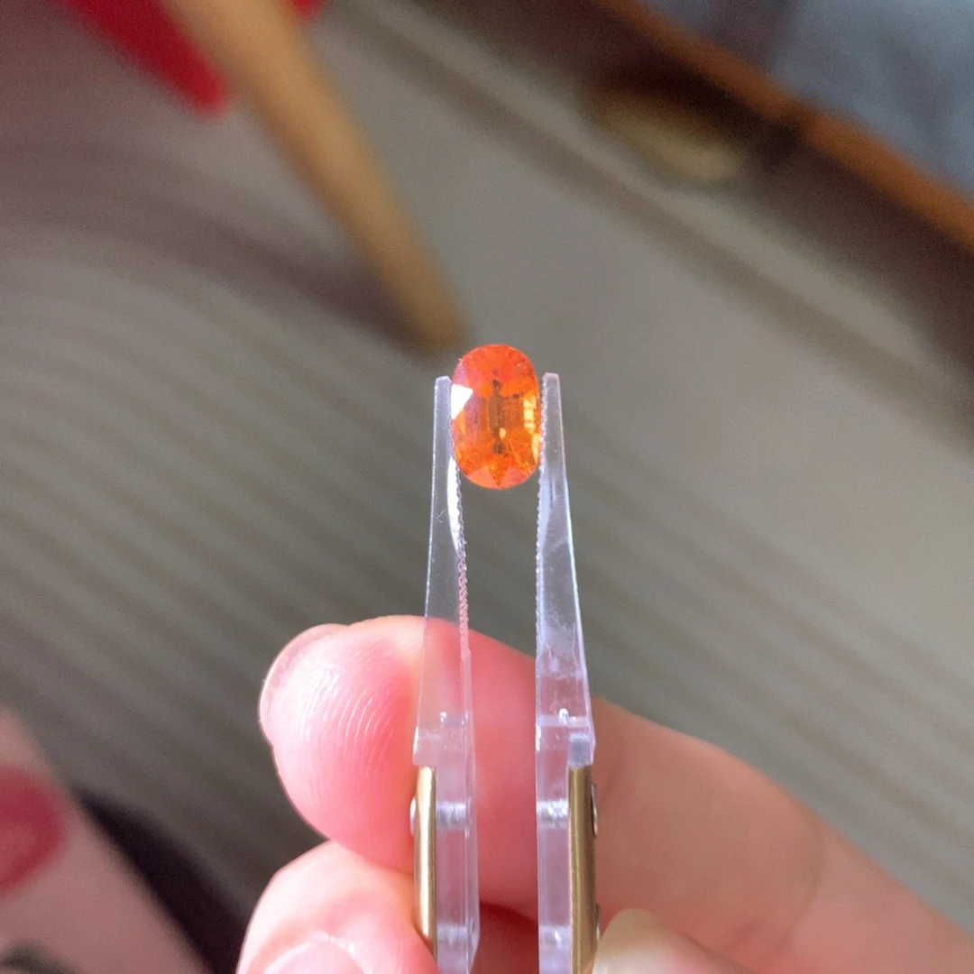 石榴石（芬达石）裸石未镶嵌2.02ct