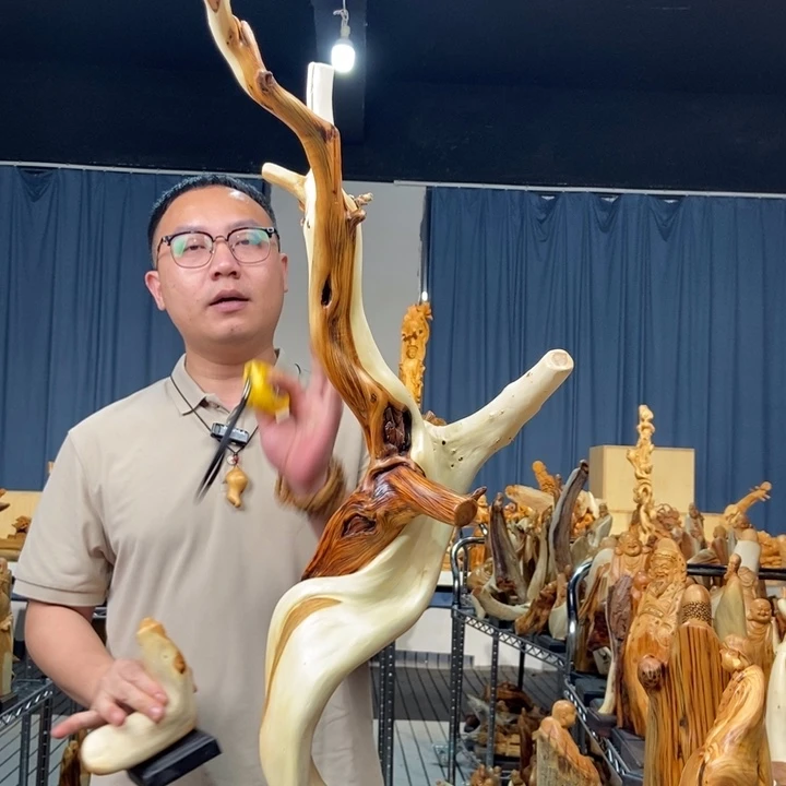 柏木（崖柏）随型摆件