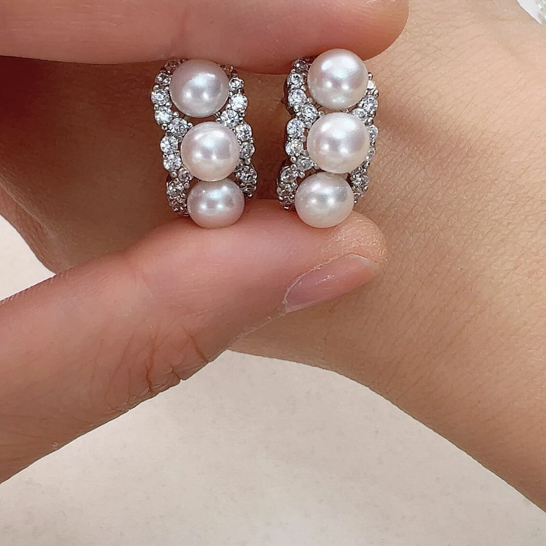 淡水珍珠耳饰未镶嵌