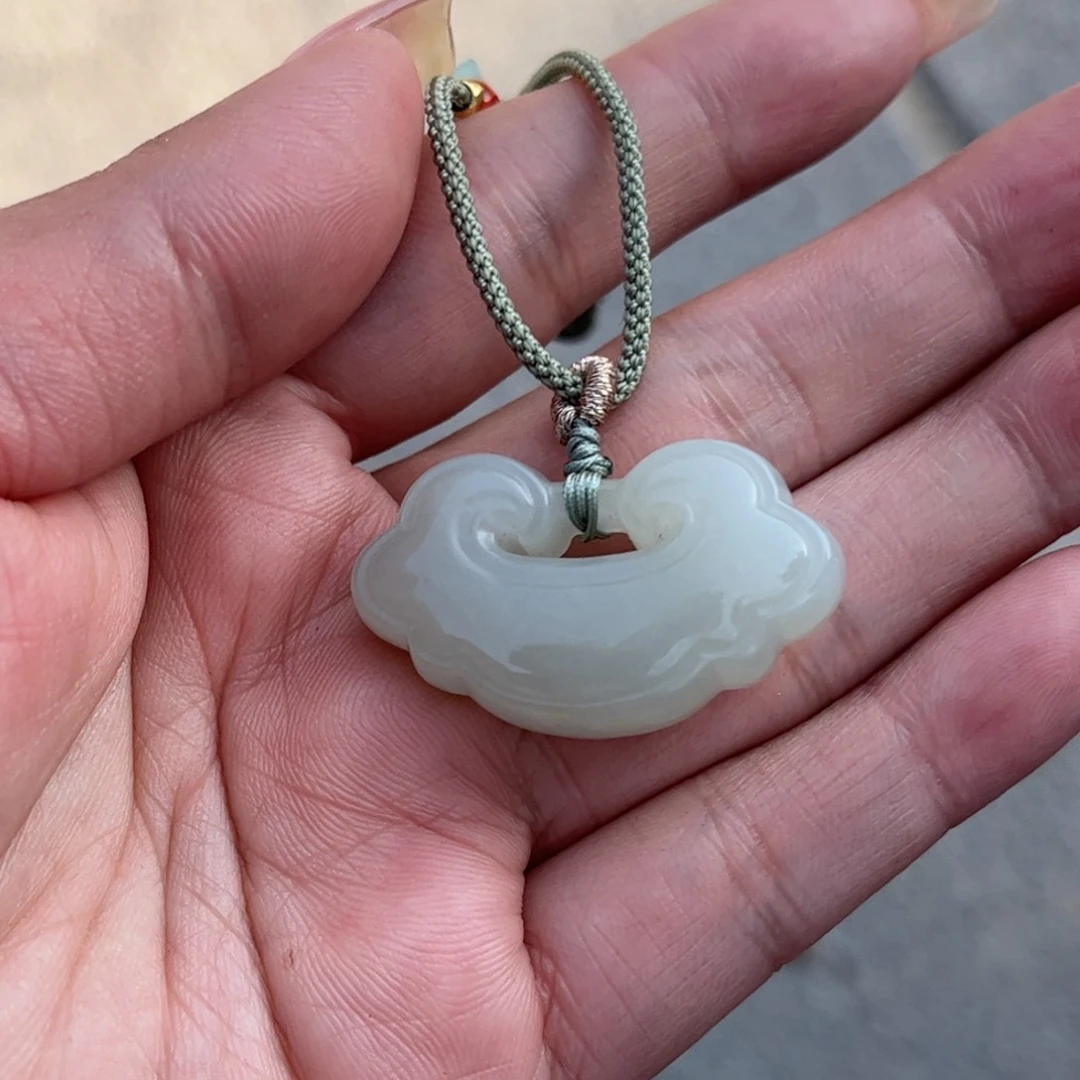 和田玉耳饰未镶嵌