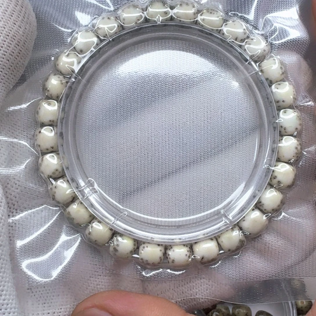 星月菩提吊坠8×7河豚留白灰  1032