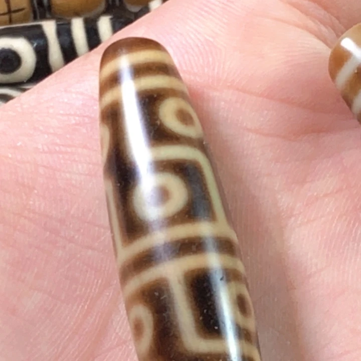 泥塑宇****?东西。