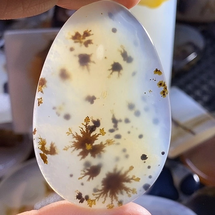 未镶嵌颈饰玛瑙/玉髓