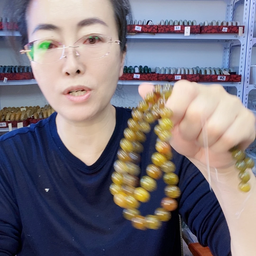 乐***兴玛瑙/玉髓未镶嵌套链