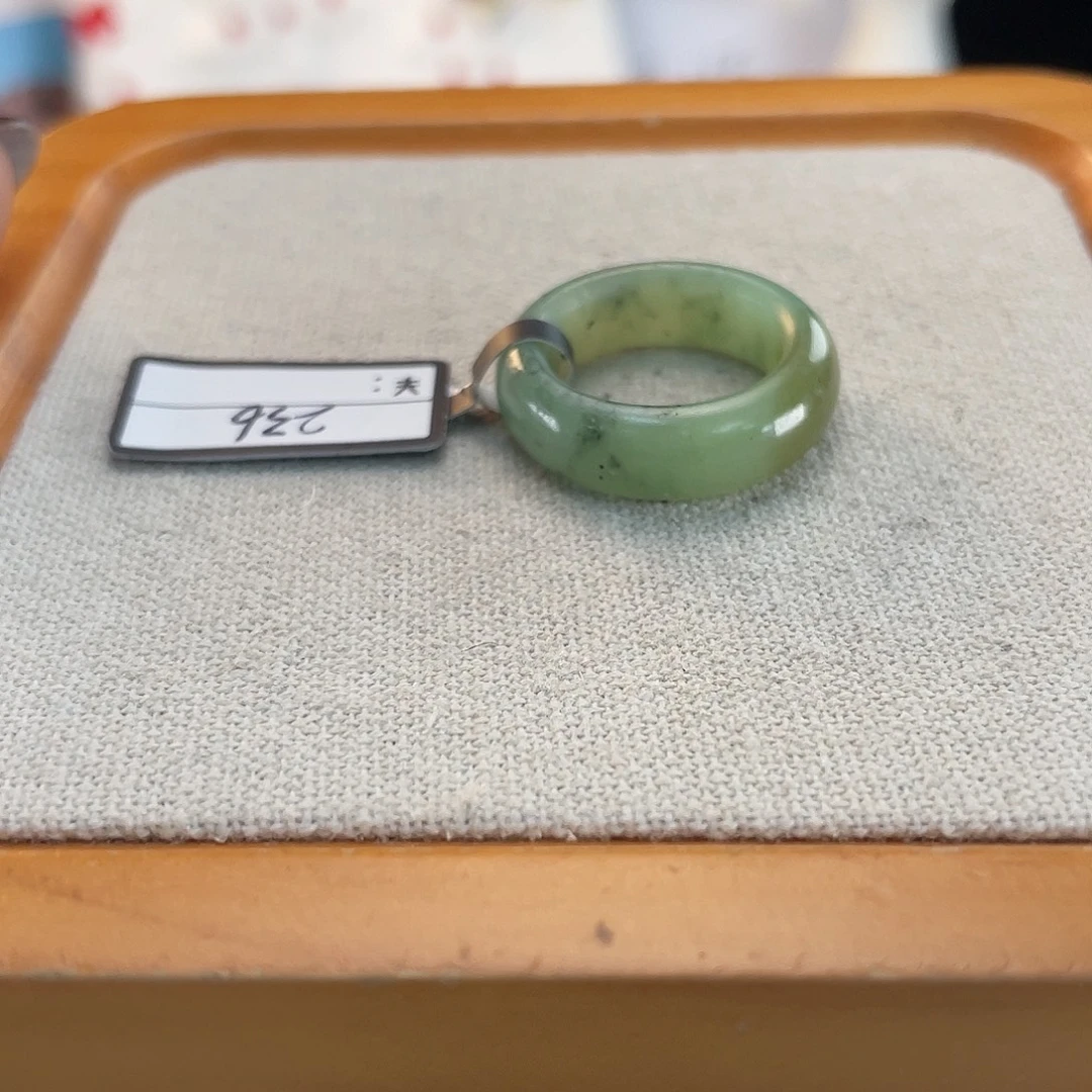 和田玉未镶嵌戒指Y105乌兰海轮胎17.6不退换