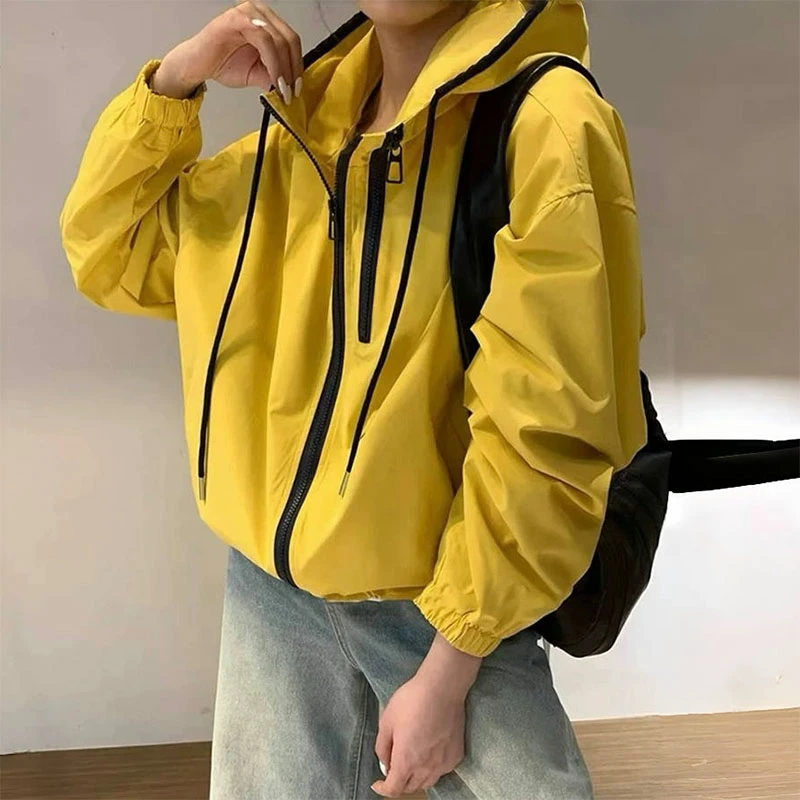 设计感撞色拼接连帽冲锋衣外套女2025春季新款时尚百搭夹克上衣潮