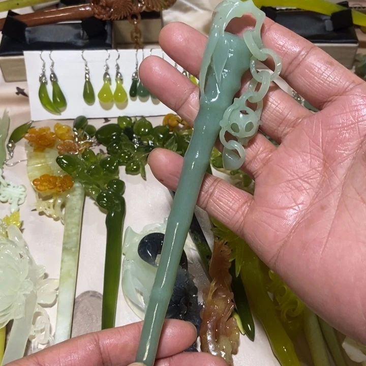 蛇纹石玉发簪未镶嵌糖****]