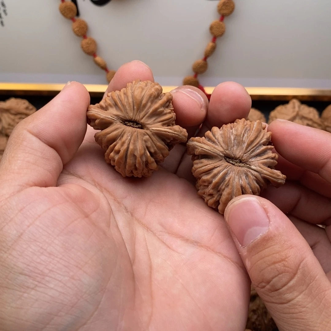 用***9文玩核桃吊坠四座楼41