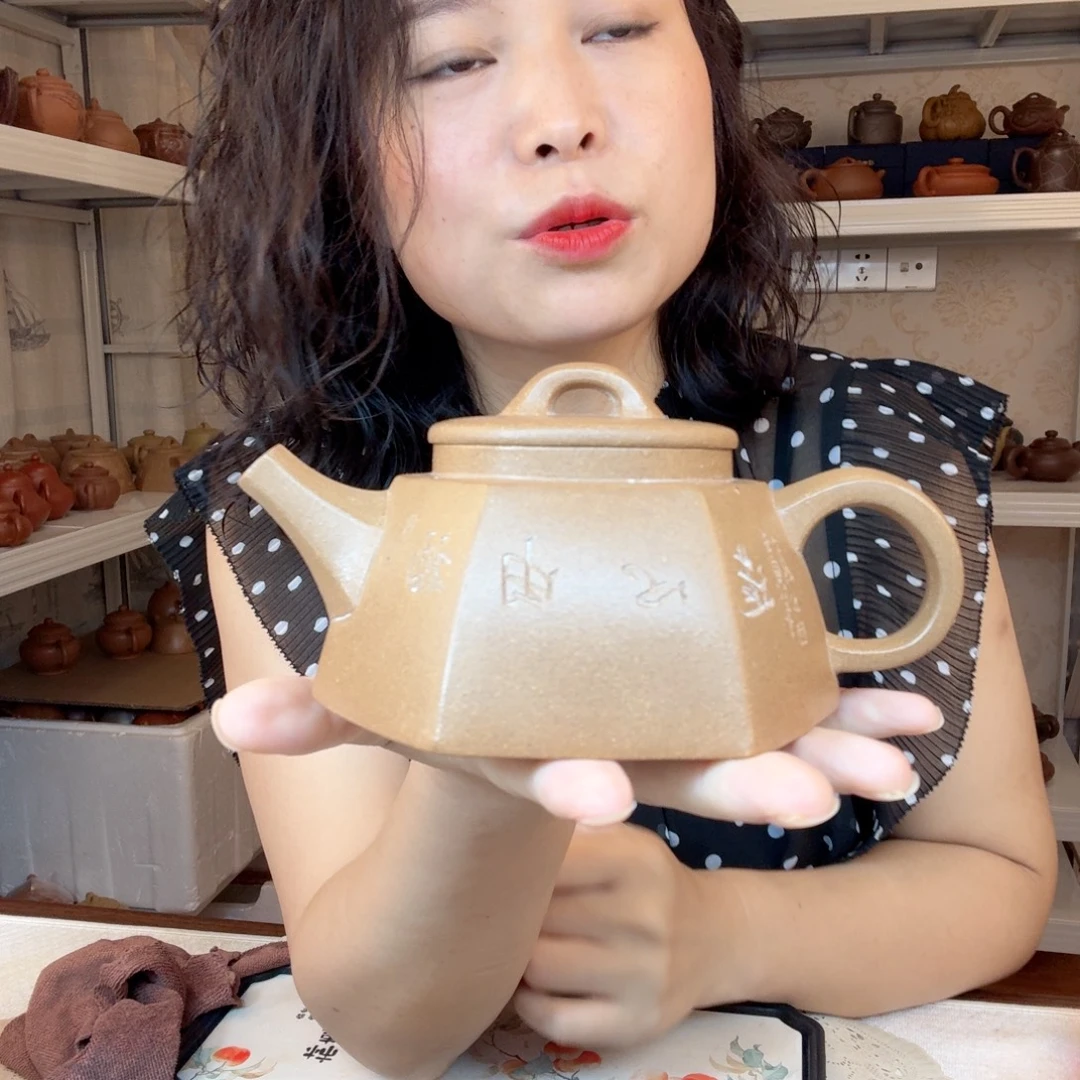 茶壶紫砂精工制作微暇