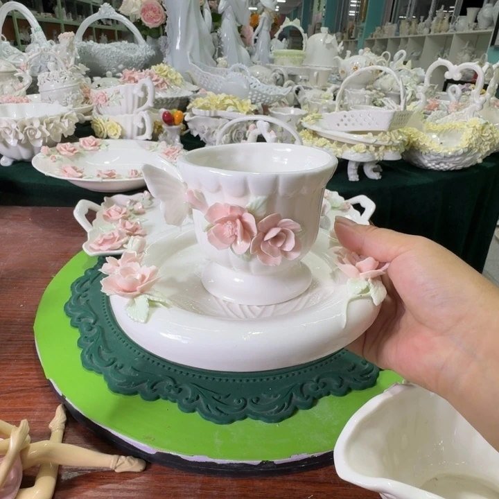 手工捏花咖啡杯摆件