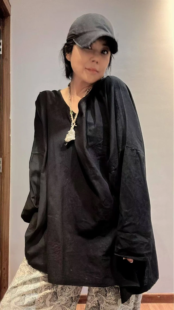 YJJ宽松纯色棉麻汉麻四季通用V领