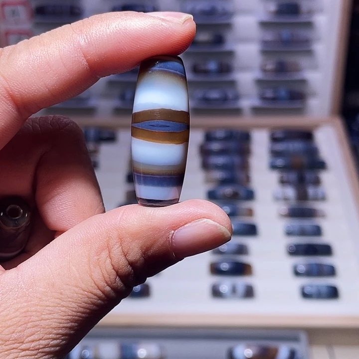 天***物玛瑙/玉髓未镶嵌颈饰