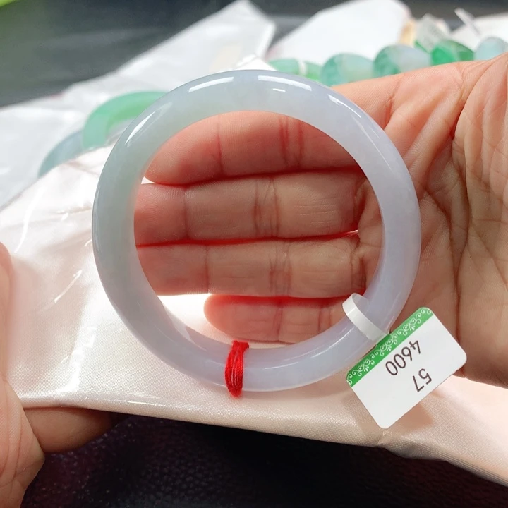 翡翠手镯未镶嵌57575757