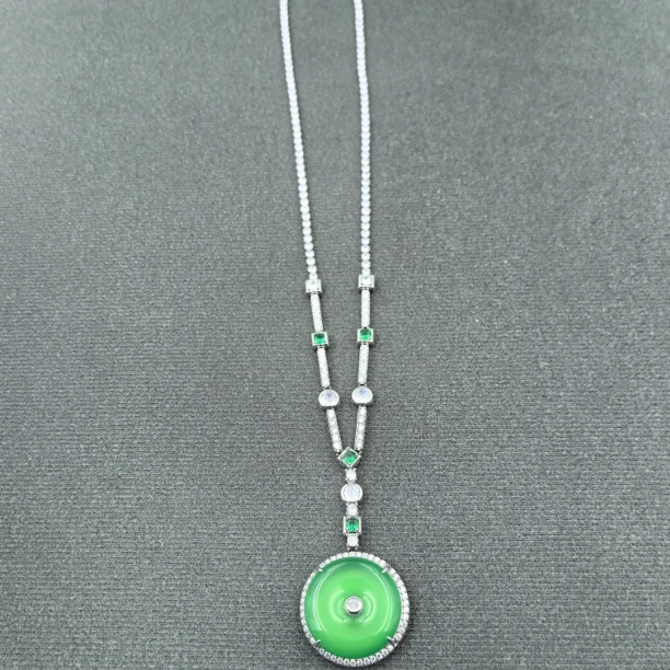 【经典永恒  光芒四射】吊坠 GDJ10214