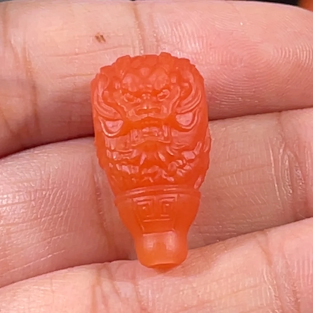 南红玛瑙未镶嵌滴水洞龙三通12.1mm