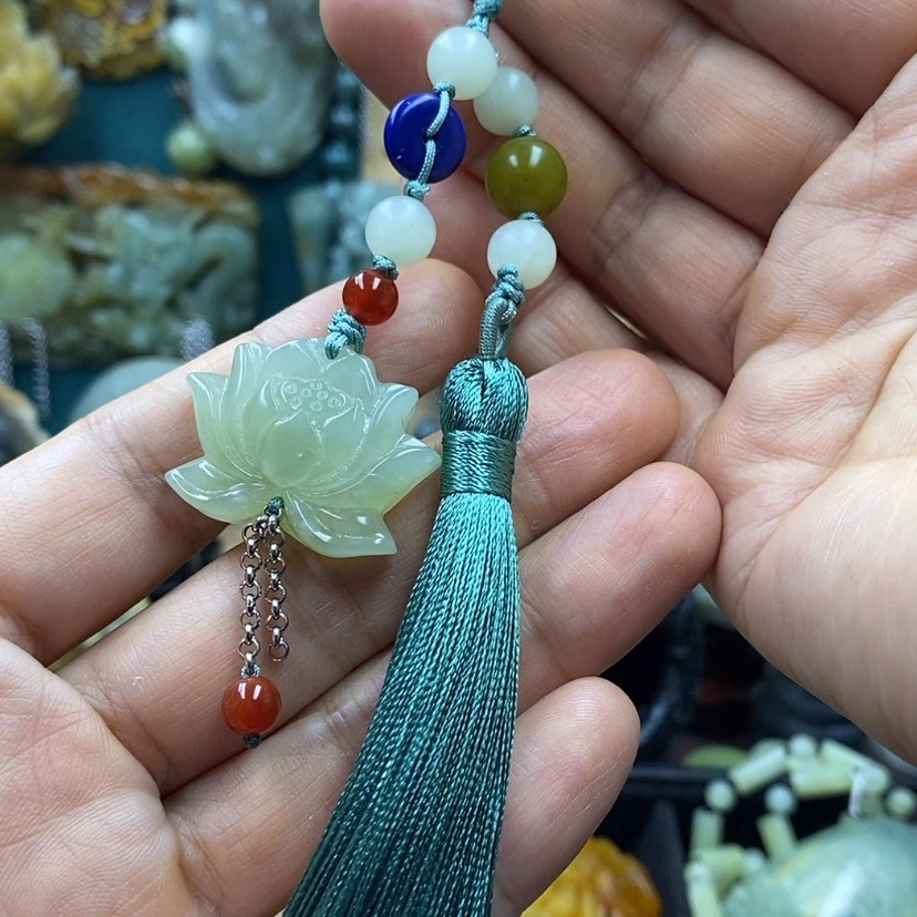 【闪购商品】蛇纹石玉手机链未镶嵌