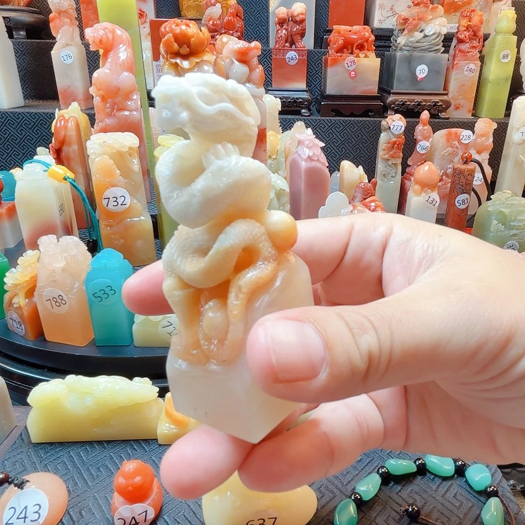 寿山石印石龙腾四海