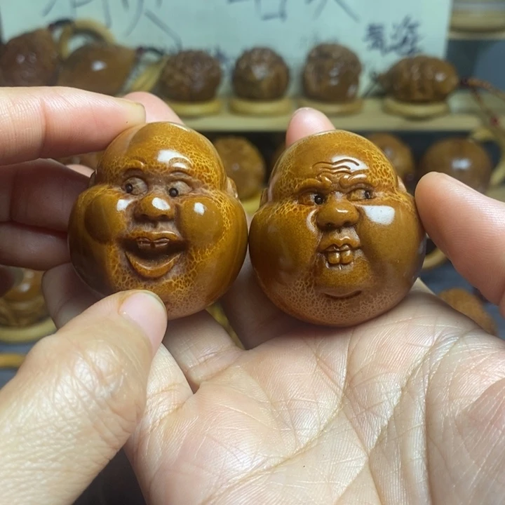 【闪购商品】香榧木筑**士橄榄核雕刻