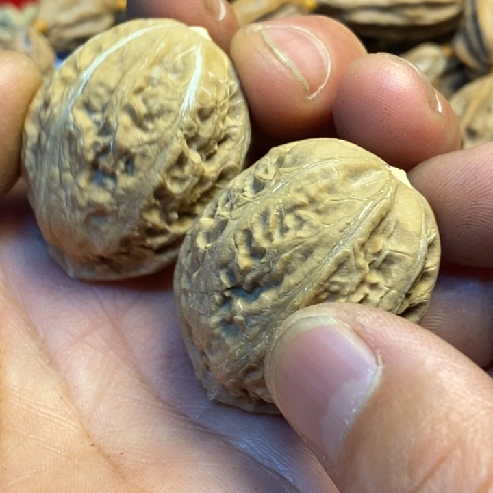 文玩核桃吊坠娜姐206