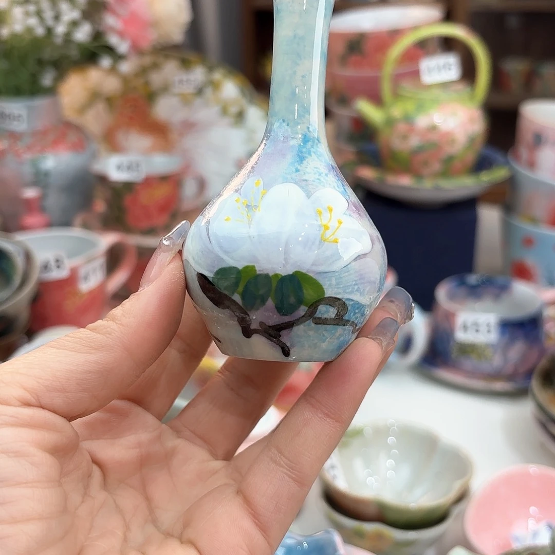 瓷片这就是所谓一群小鲜的生活状态