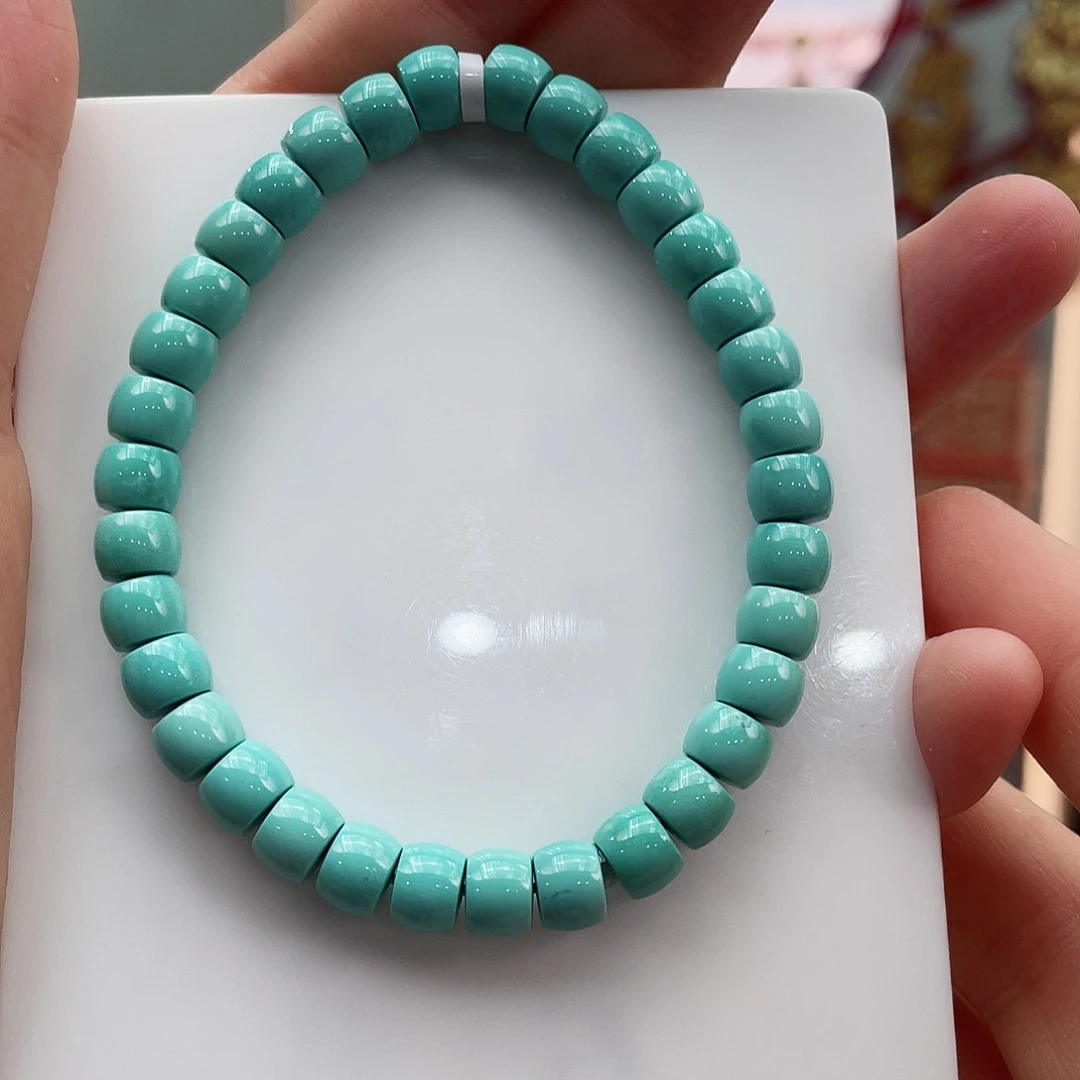 绿松石颈饰未镶嵌