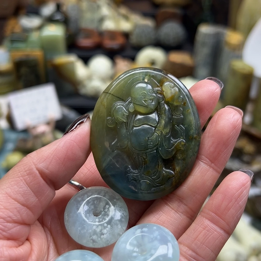 *****岫玉未镶嵌颈饰玉石王花玉笑佛