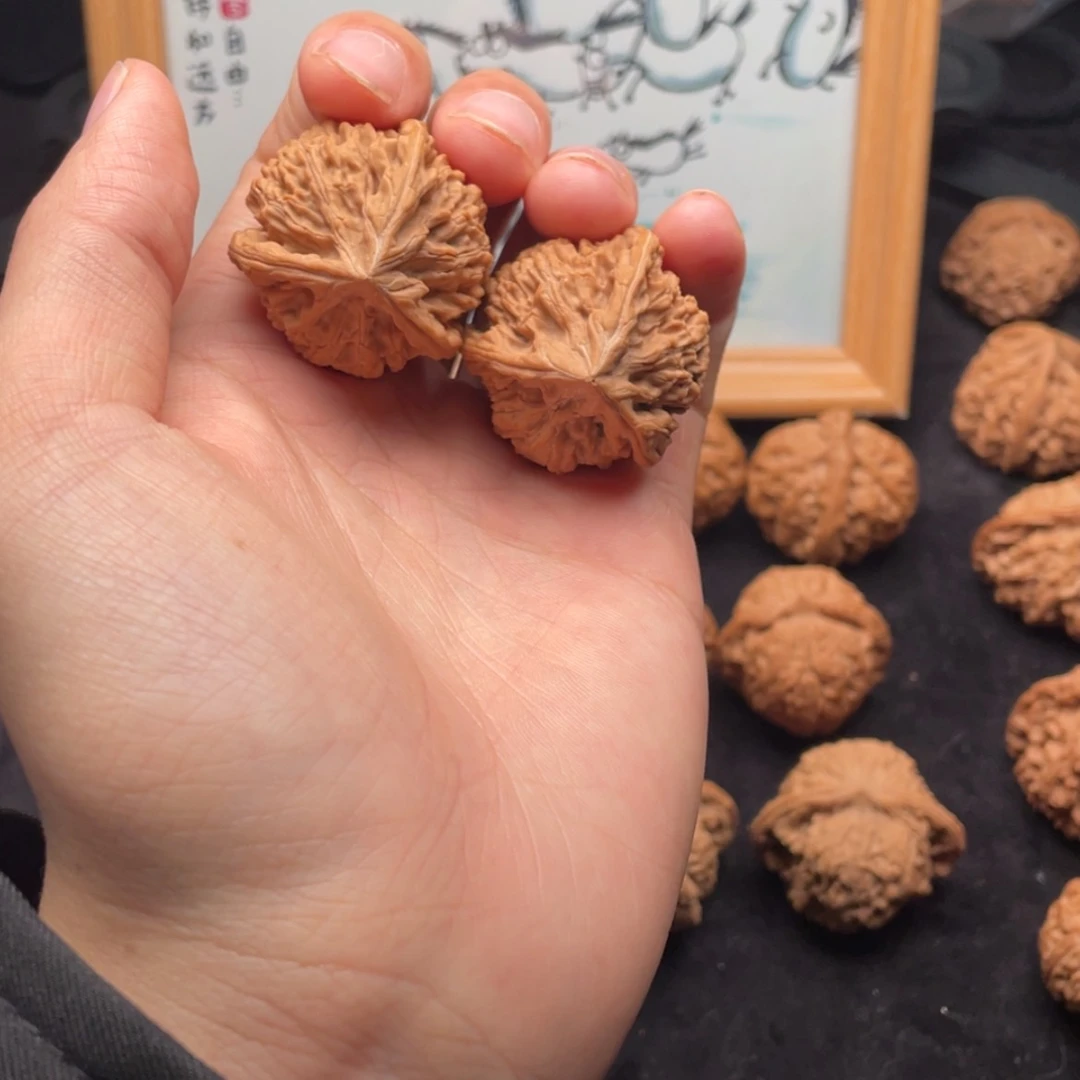 【闪购商品】文玩核桃把件全品35wenshsn
