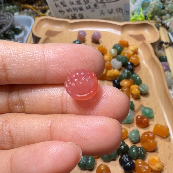 和田玉未镶嵌珠宝半成品