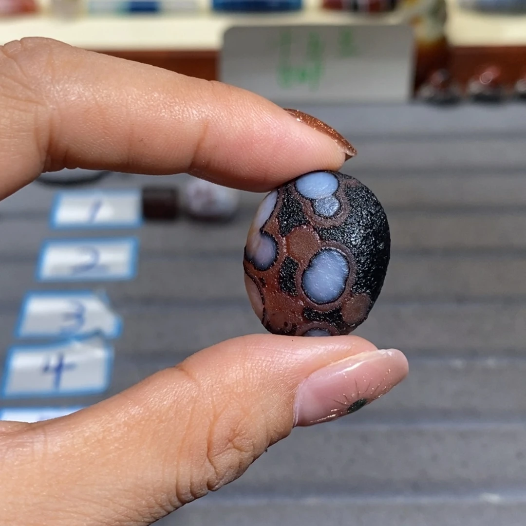 B***a玛瑙/玉髓颈饰合金