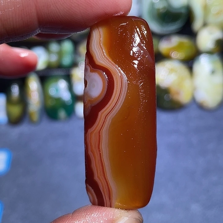 玛瑙/玉髓未镶嵌珠宝奇石