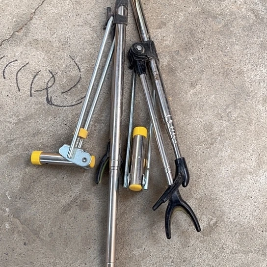 瑕疵不锈钢炮台支架拍一发二