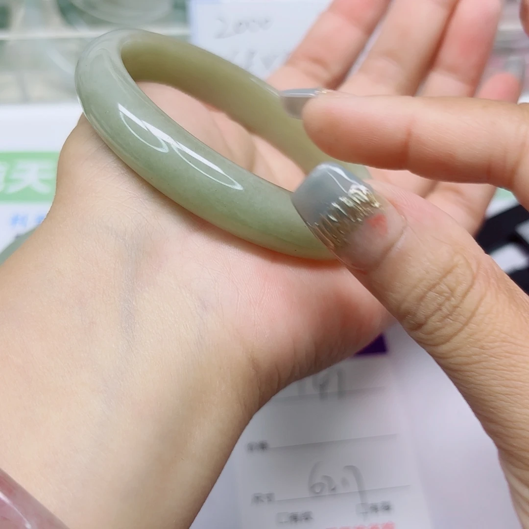 未镶嵌手镯石英质玉147/6362