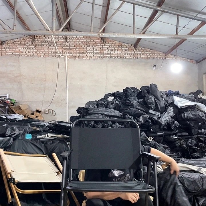 铁可米特椅子小号随机发