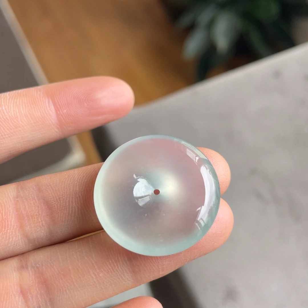 翡翠未镶嵌颈饰白冰