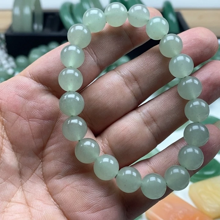 东陵石未镶嵌颈饰