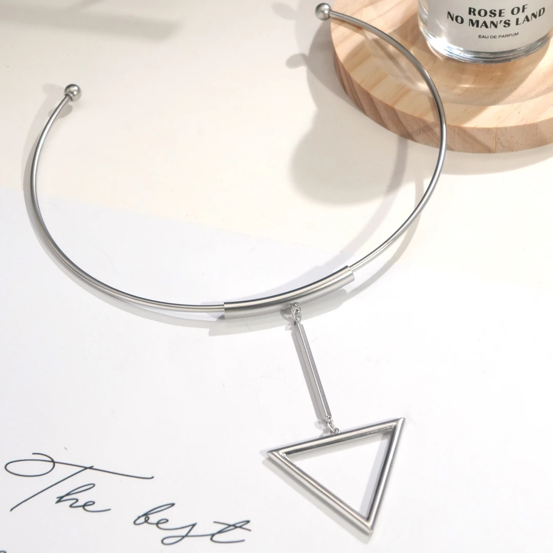 钛钢项链 05821时尚设计感简约几何风大三角吊坠个性项链