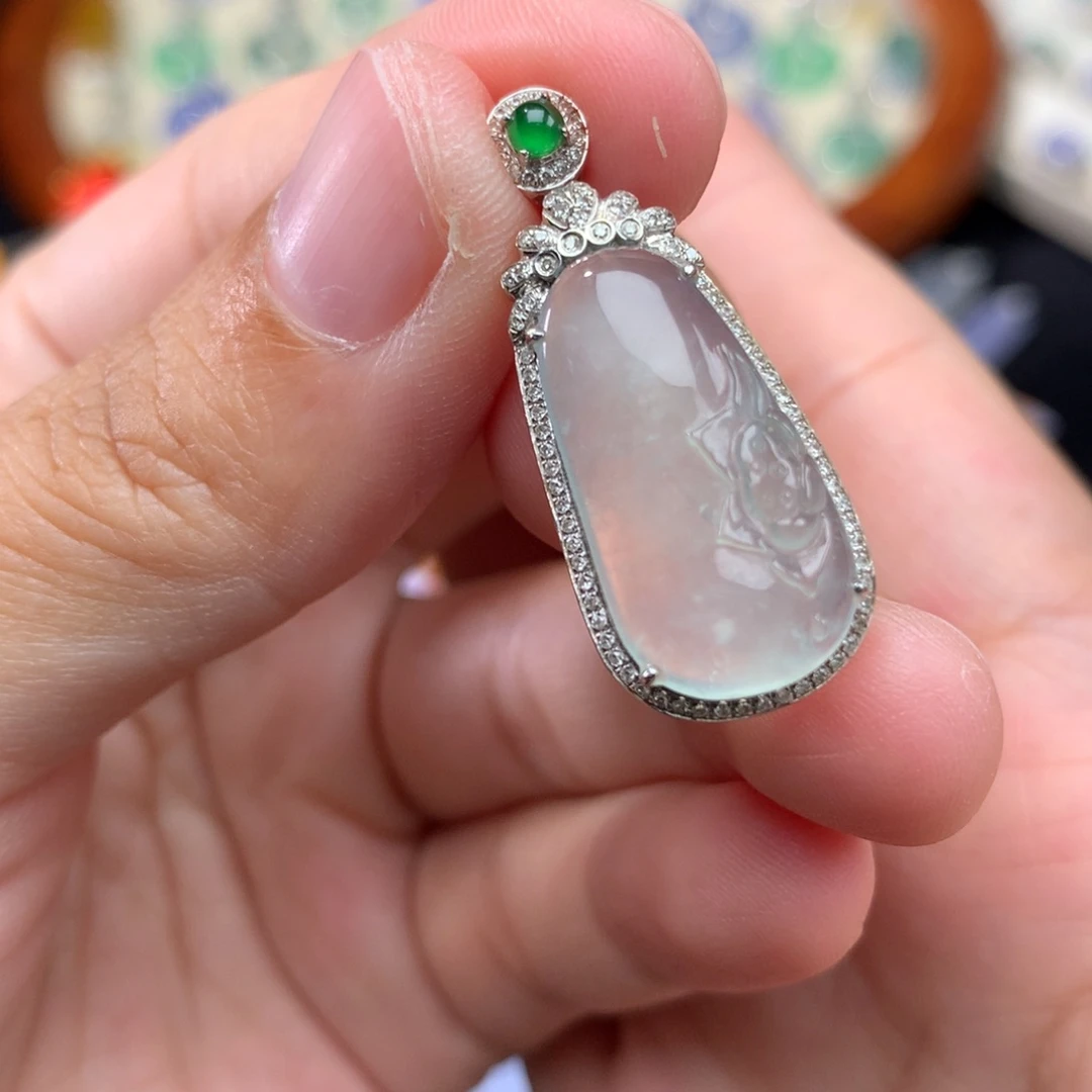 吊坠(不含链)18K金镶嵌翡翠