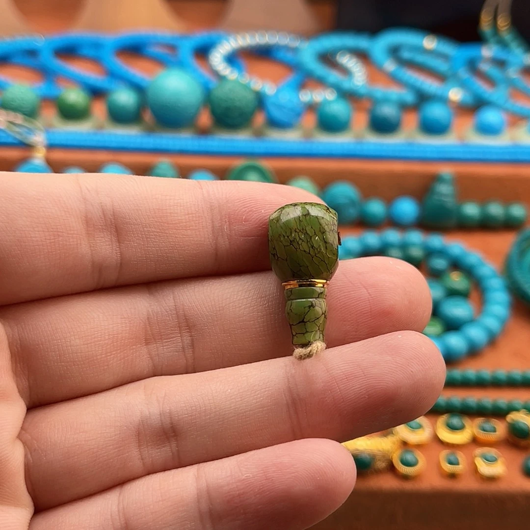 绿松石18K金镶嵌配饰