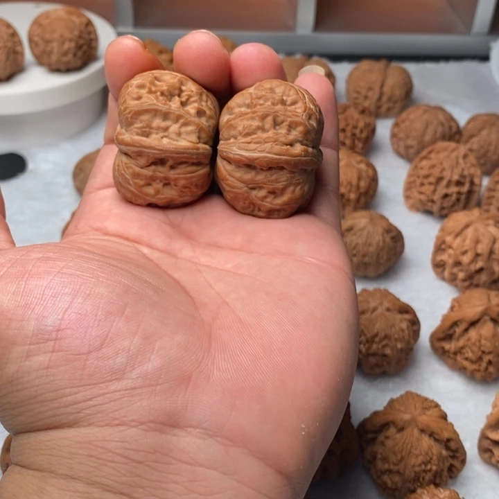 小***徐把件文玩核桃41尺全品元宝